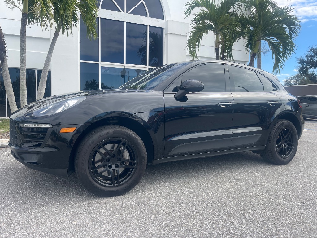2017 Porsche Macan