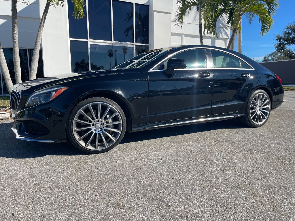 2016 Mercedes-Benz CLS-Class CLS550's photo