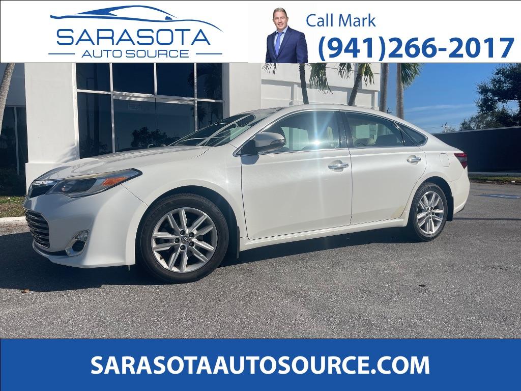 2013 Toyota Avalon XLE's photo