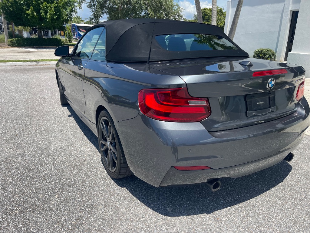 2017 BMW 2 Series M240i - Photo 38