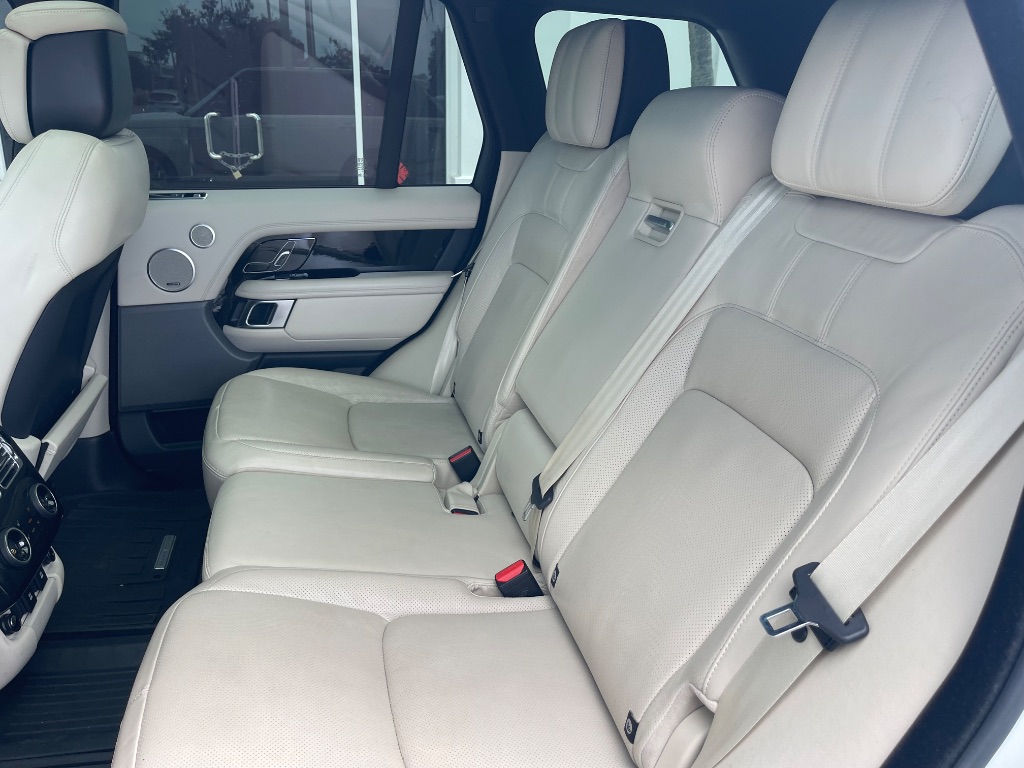 2018 Land Rover Range Rover Supercharged - Photo 19