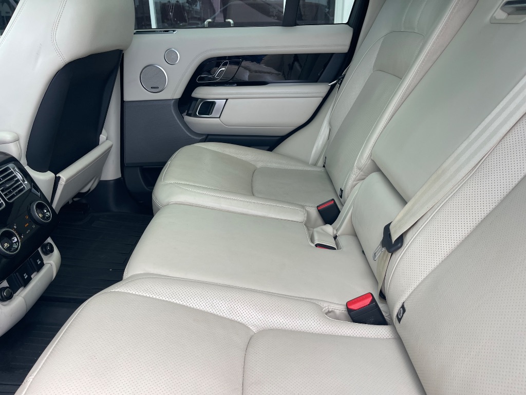 2018 Land Rover Range Rover Supercharged - Photo 26