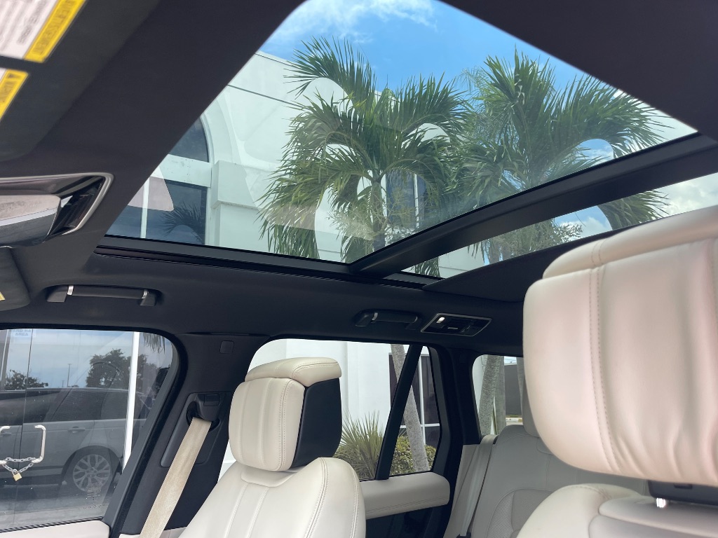 2018 Land Rover Range Rover Supercharged - Photo 14